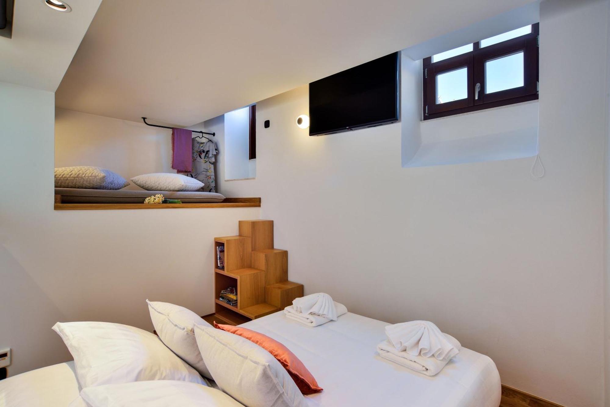 Neorion Living Apartment Chania  Bagian luar foto